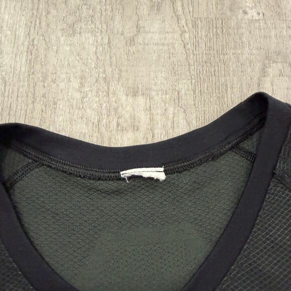 Gymshark 315 Seamless Workout Shirt Large Black Gym Running Lifting David Laid - Picture 4 of 7